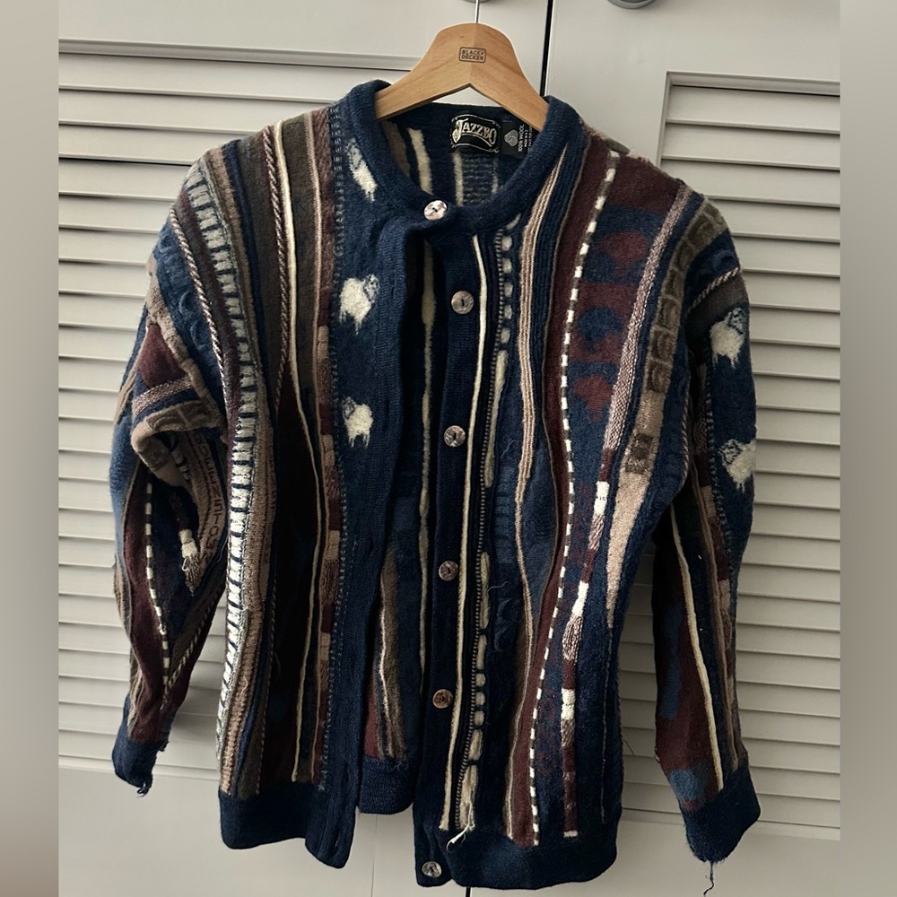 Cardigan - Picture 2 of 7